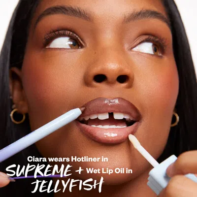 Kosas Hotliner Hyaluronic Acid Contouring Lip Liner In Supreme