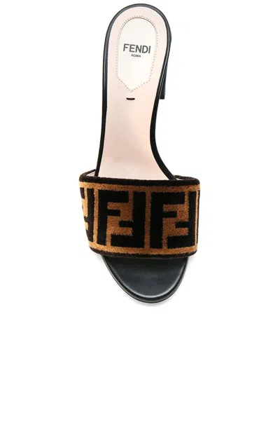 Pre-owned Fendi Logo Mules, 39