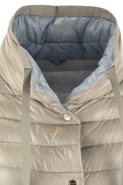 Herno Reversible Jacket In Ultralight Nylon In Champagne/light Blue