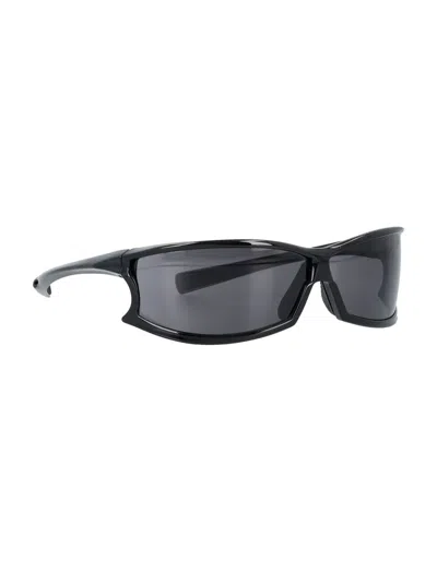 Shop A Better Feeling Onyx Bk Sunglasses In Black