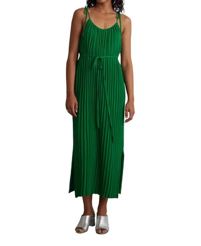 Shop Eleven Six Simone Pleated Midi Dress In Kelly Green