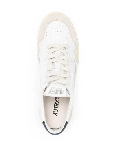 Shop Autry Medalist Low Shoes In White