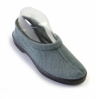 Shop Arcopedico New Sec Women's Slippers In Titanium In Grey
