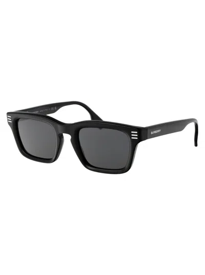 Shop Burberry Sunglasses In 300187 Black
