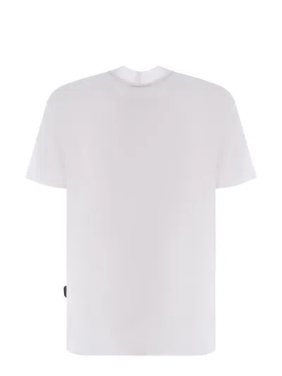 Shop Yes London T-shirt  In White
