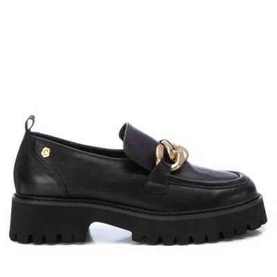 Xti Women's Leather Moccasins In Black In Black