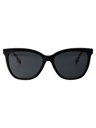 Shop Burberry Sunglasses In 385387 Black