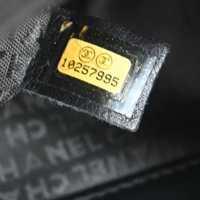 Pre-owned Chanel 2,55 Black Leather Shoulder Bag ()