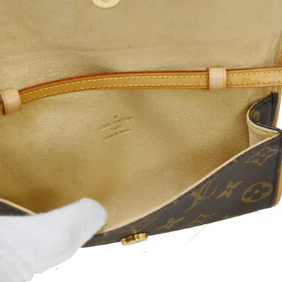 Pre-owned Louis Vuitton Pochette Twin Brown Canvas Clutch Bag ()