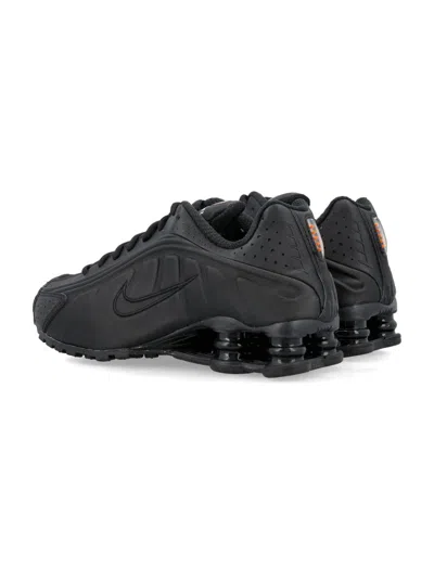 Shop Nike Shox R4 Woman Sneakers In Black