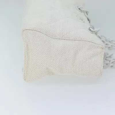 Pre-owned Chanel Matelassé White Canvas Tote Bag ()