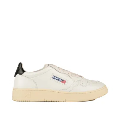 Shop Autry Sneakers Medalist Low In White Leather And Black Heel
