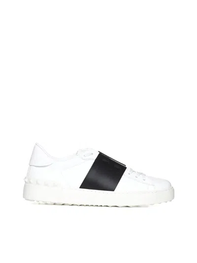 Shop Valentino Garavani Sneakers In Bianco/nero/bianco