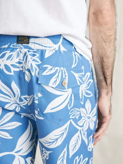 Faherty Surf Rider Sunwashed Board Shorts In Sky Floral