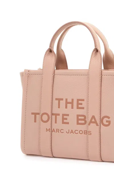 Shop Marc Jacobs The Leather Small Tote Bag In 粉色的