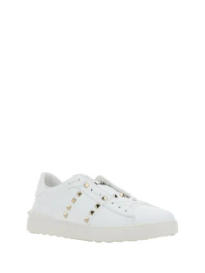 Shop Valentino Garavani Sneakers In Bianco/bianco