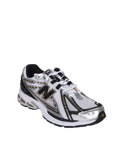 New Balance Sneaker 1906rer Silver Metallic/black/sea Salt In White