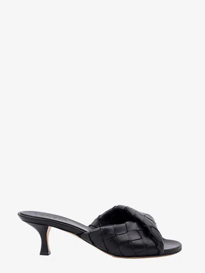 Bottega Veneta Interciato Woven Twist Mule Sandals In Black