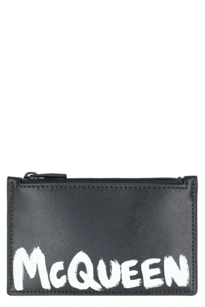 Shop Alexander Mcqueen Logo Detail Leather Card Holder For Men In Black