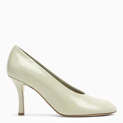 Shop Burberry Beige Shiny Lambskin Pumps With Quilted Insole In White