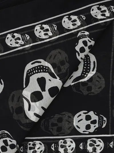 Shop Alexander Mcqueen Scarves In Black/ivory