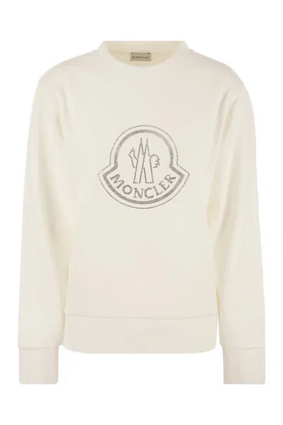 Shop Moncler Women's Fw23 Sweatshirt In Color 033