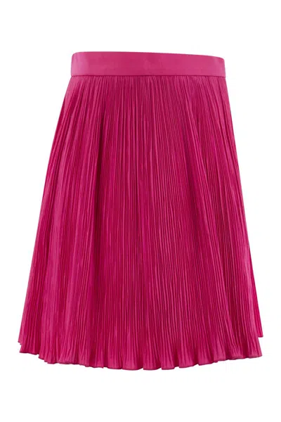 Shop Red Valentino Pleated Cotton-blend Shorts In Fuxia For Women