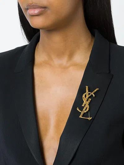 Shop Saint Laurent Luxurious Crocodile Brooch In Dore For Women In Gold