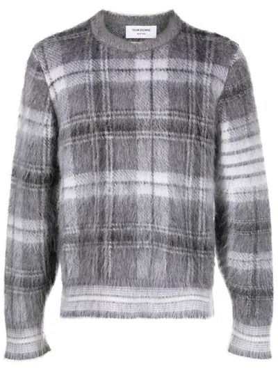Thom Browne Tartan Check Jacquard Relaxed Fit Sweater In Grey