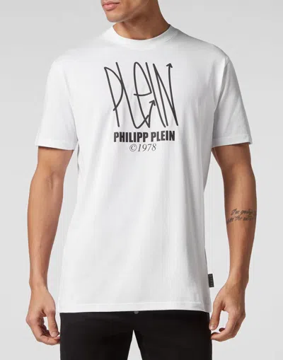 Shop Philipp Plein T-shirt In White