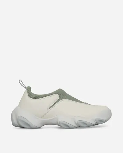 Oakley Factory Team Suede Flesh Sneakers Lily Pad / White In Grey