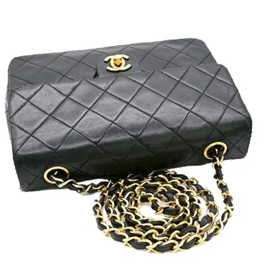 Pre-owned Chanel Timeless Black Leather Shoulder Bag ()