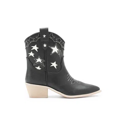 Miim Valeria Boot In Black In Black