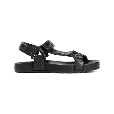 Shop Bottega Veneta Modern Black Intrecciato Slingback Sandals For Men