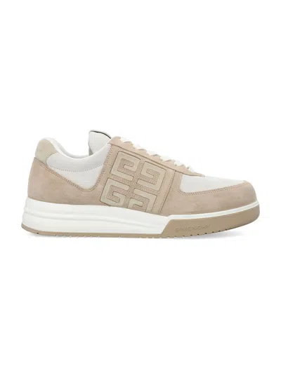 Shop Givenchy Men's G4 Low Sneaker In Beige And White For Ss24 In Beige/white