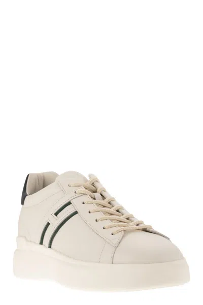 Shop Hogan Ivory/black Men's Trainer For The Wind And Its Fluidity