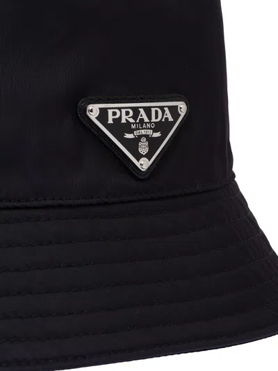 PRADA RECYCLED POLYAMIDE BUCKET HAT FOR MEN 