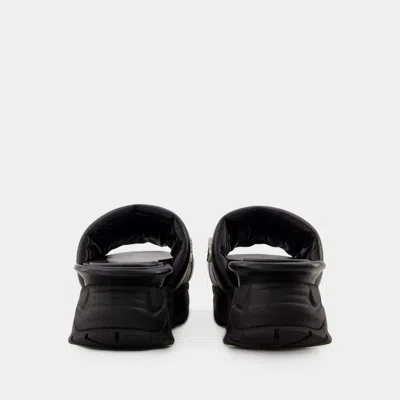 Shop Toga Aj1315 Sandals In Black