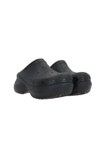 Shop Balenciaga Slippers In Black