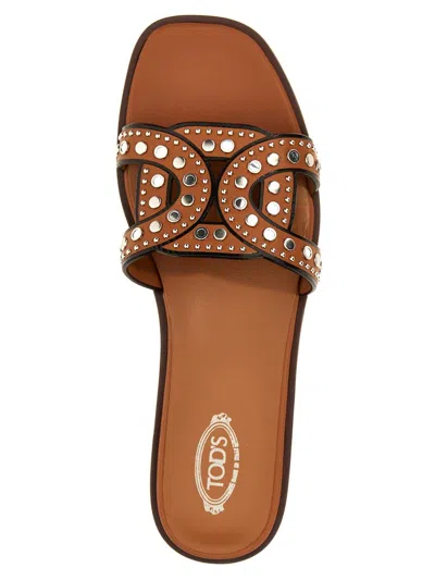 Shop Tod's Leather Flat Sandals In Brown