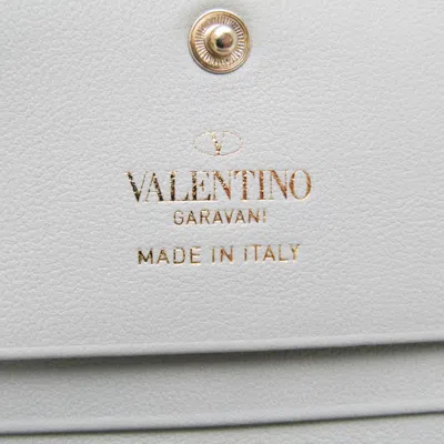 Shop Valentino Garavani Rockstud Grey Leather Wallet  ()
