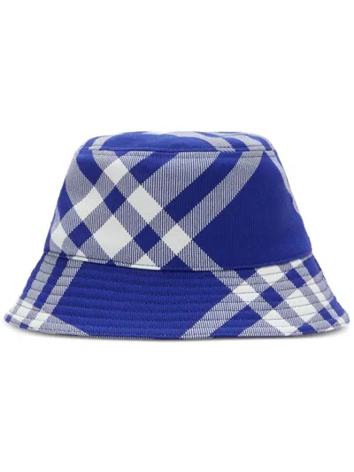 Shop Burberry Check Motif Bucket Hat In Blue