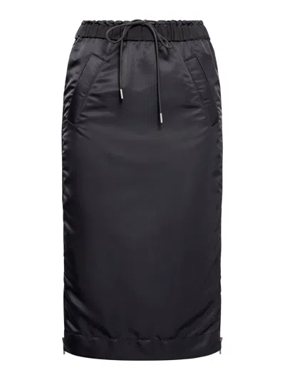 Sacai Insulated Nylon Twill Midi Skirt In Black