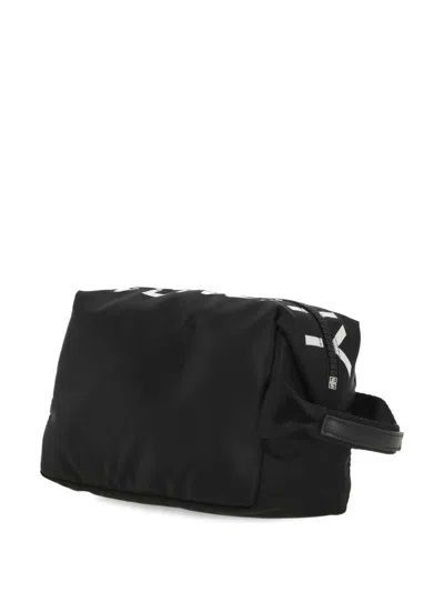 Shop Givenchy Man Black Bag Bk60 Ed In 黑色的
