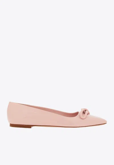 Ferragamo Annie Ballet Flats In Patent Leather In Pink