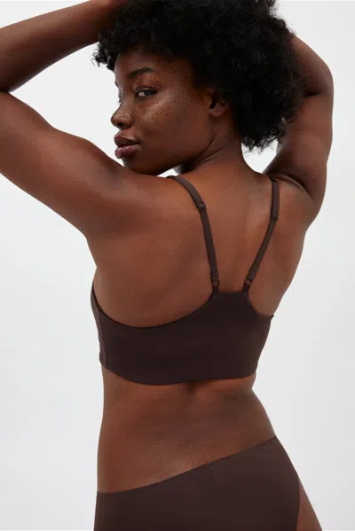 Girlfriend Collective Clove V Neck Bralette