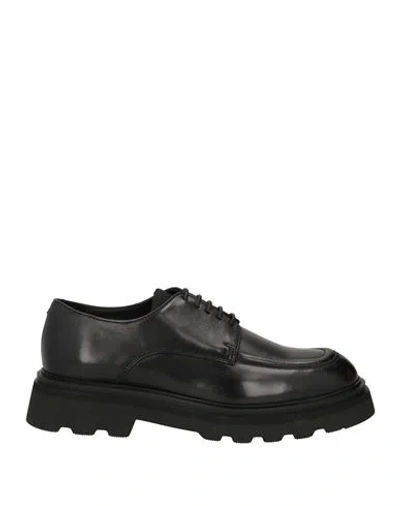 Doucal's Lace-up Leather Brogues In Black