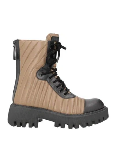 Loriblu Woman Ankle Boots Khaki Size 7 Leather In Beige