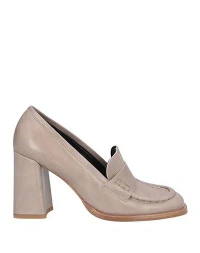 Zinda Woman Loafers Dove Grey Size 6 Leather In Grey