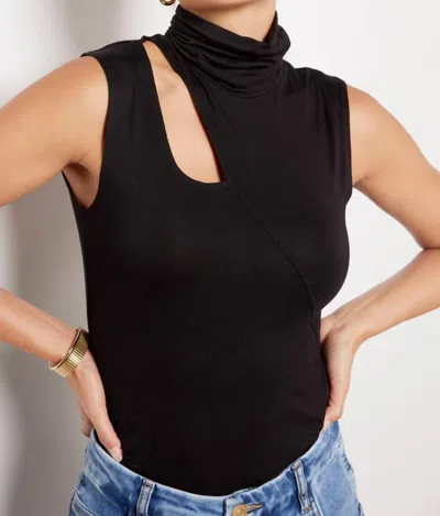 Lna Gio Cut Out Top In Black In Black